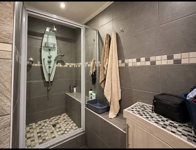 4 BEDROOM HOUSE FOR SALE IN DALVIEW